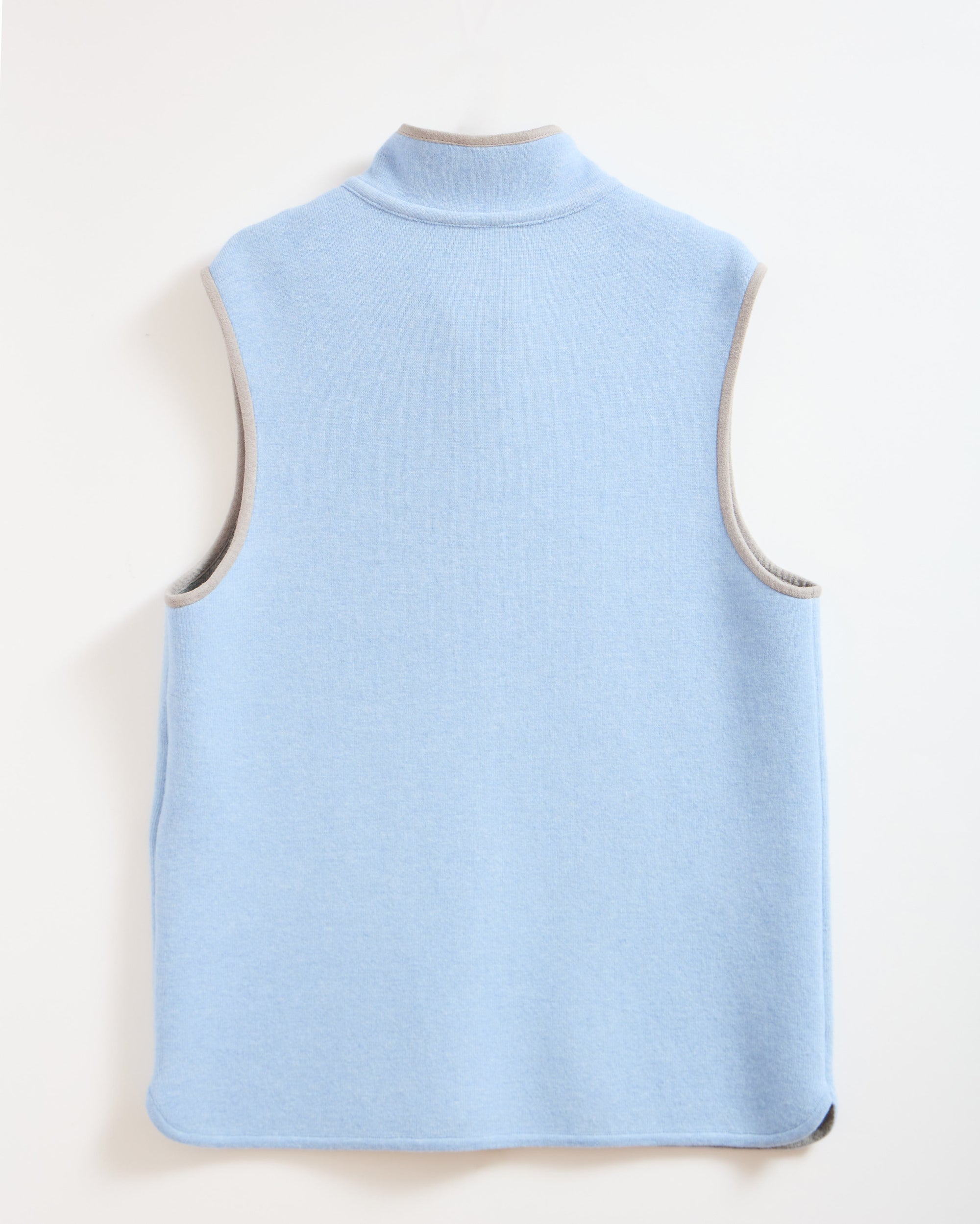 Luxurious Cashmere Vest: Unmatched Softness and Comfort