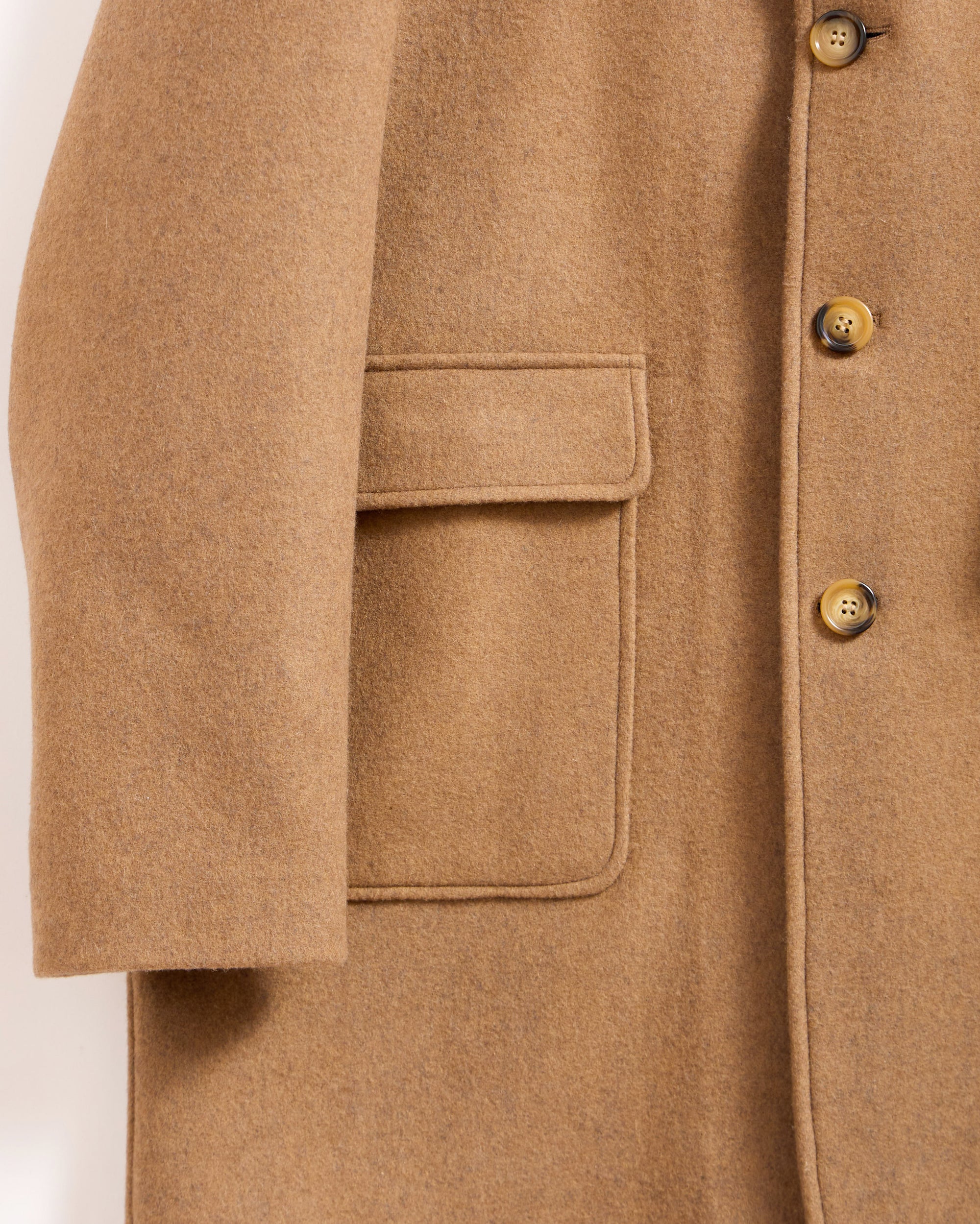 Luxury Cashmere Overcoat with High Collar and Leather Detailing
