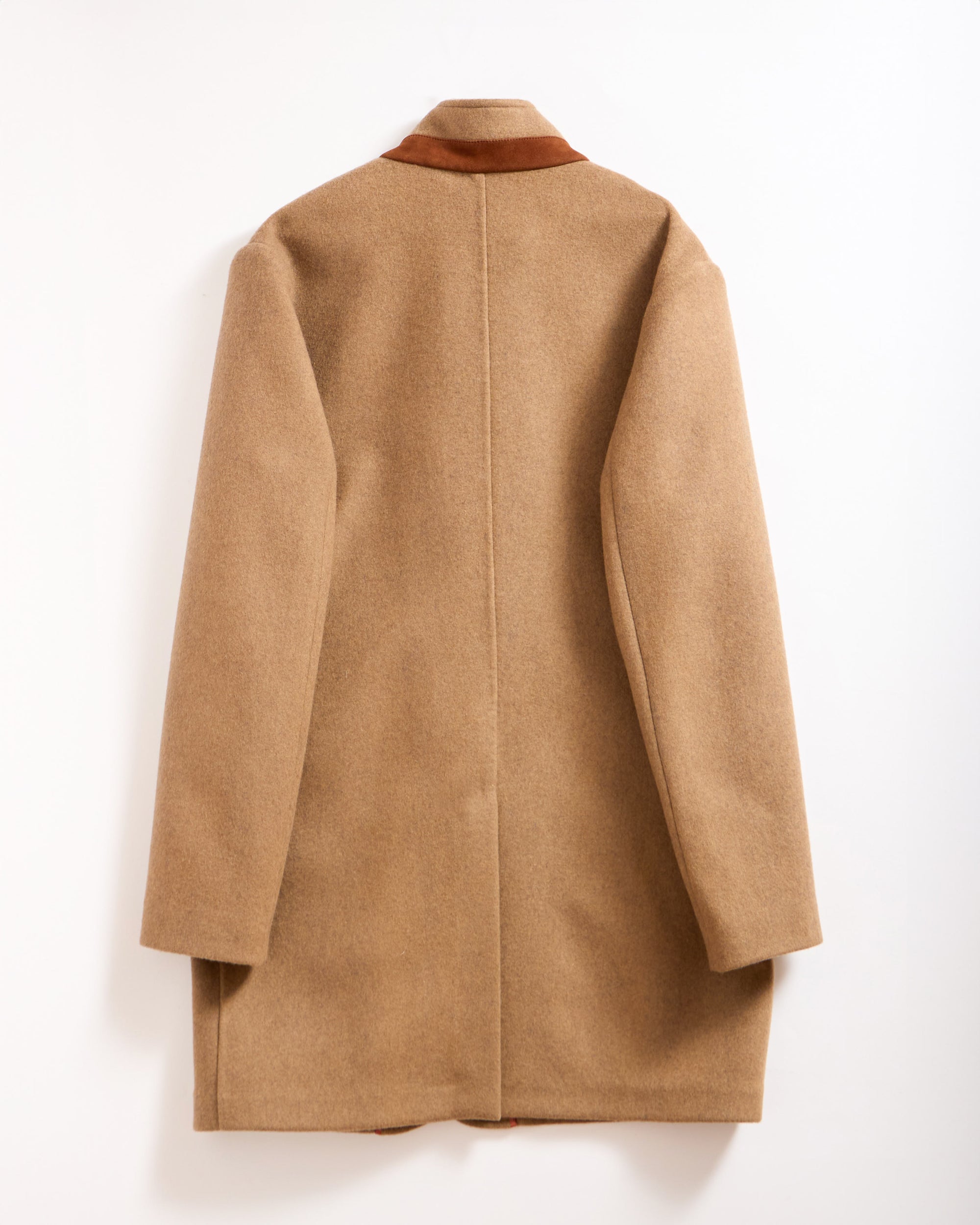 Luxury Cashmere Overcoat with High Collar and Leather Detailing
